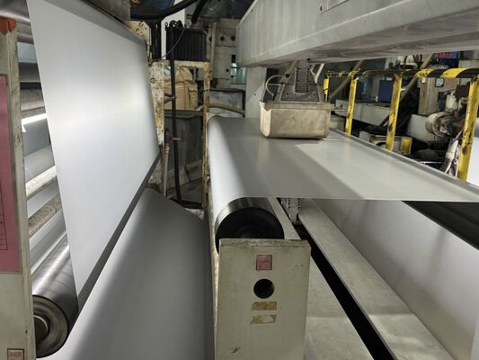 Película de laminação mate de rotulagem personalizável com aplicação versátil e resistência à água UV