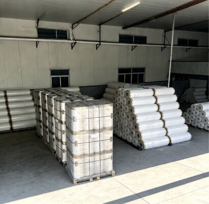 Película de laminação térmica BOPP transparente com cola EVA da Coreia e largura de 2200 mm para melhorar a durabilidade da embalagem