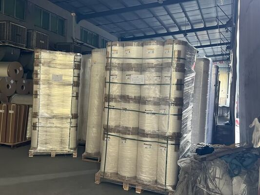 Película laminadora de livro de dureza macia com núcleo de papel de 3 polegadas para proteção duradoura