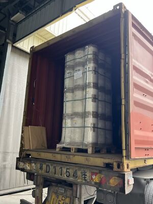 Película de laminação de livros com velocidade de laminação de 400 m/min. Alta resistência ao rasgo e 12 meses de vida útil para proteção duradoura