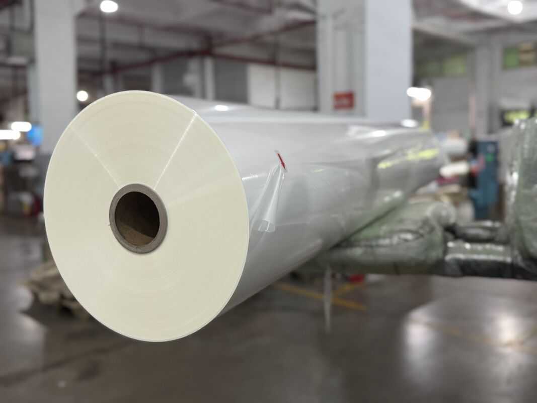 Película de laminação térmica PET à prova d'água e resistente a arranhões, de alta clareza, para laminação fotográfica