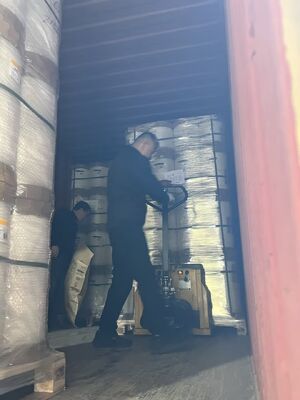 Rolo de filme laminante de tamanho do núcleo de 3 polegadas / 76 mm com adesivo EVA da Coreia para laminação à prova d'água