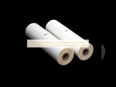 Filme de laminação a frio soft-touch à base de BOPP com superfície microtexturizada para maior conforto tátil