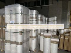 Película de proteção de superfície com resistência superior a arranhões, criada por meio de processamento de extrusão múltipla, garantindo cobertura de superfície durável.